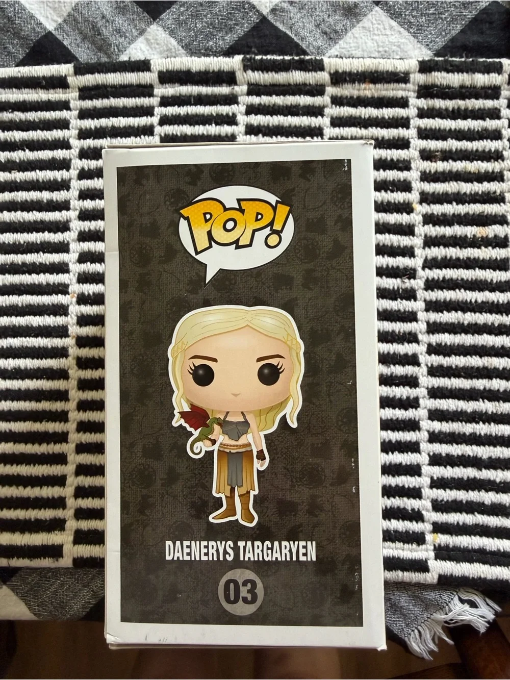 Funko pop Daenerys Targaryen Vinyl Figure - Blonde, Black, White - Picture 4 of 6